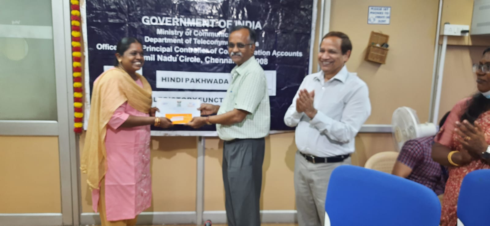 Hindi Fortnight 2022 prize distribution