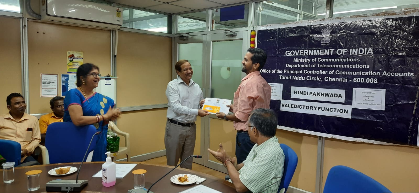 Hindi Fortnight 2022 prize distribution