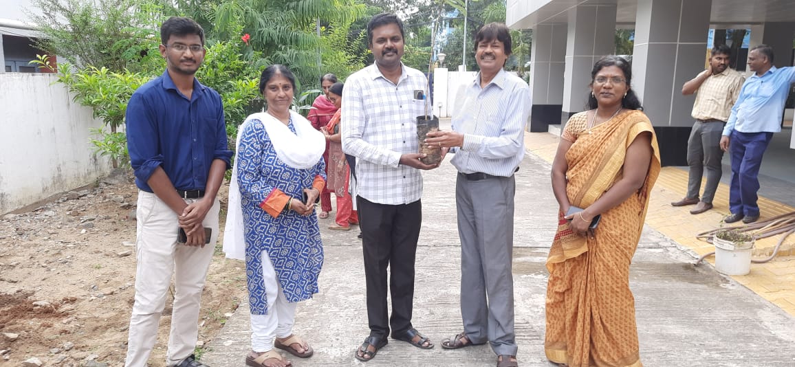 Ek Ped Maa Ke Naam campaign - 23.09.2024